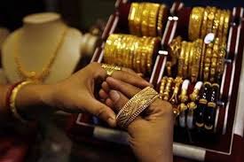 GOLD-DEMAND-FALLS-DOWN-IN-INDIA