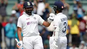INDIA-DOMINATE-1ST-DAY-OF-2ND-TEST