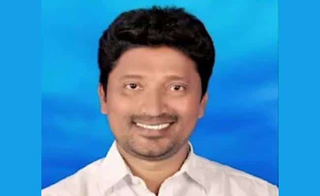 KUNTAPRASAD-SUSPENDED-FROM-TRS-PARTY