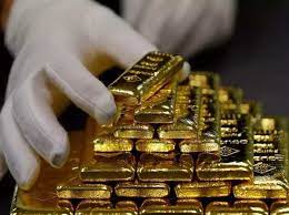GOLD-PRICES-RISE-HIGH-AMID-USA-DOLLAR-DOWNFALL