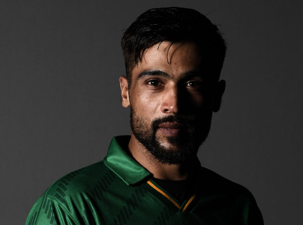 AMIR-HAILS-TILAK,-SLAMS-PAK'S-FLOP-SHOW