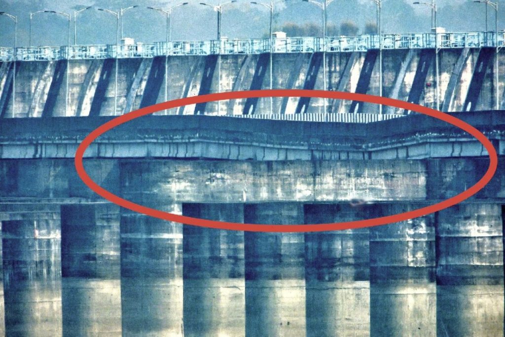 KCR-UNDER-FIRE - 266-MENTIONS-IN-KALESHWARAM-PROBE