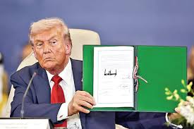 Historic Gaza Peace Pact Signed by World Leaders
