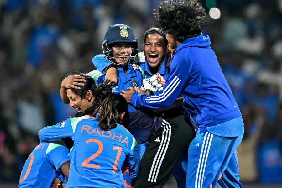India storms into final - Australia stunned in semis