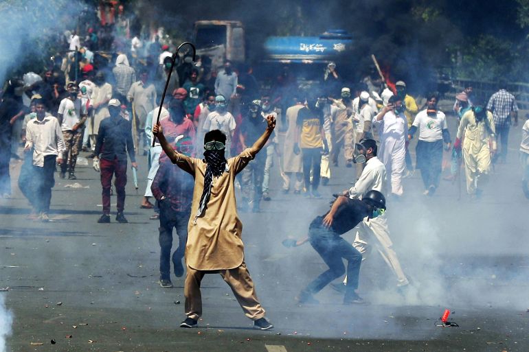 RIOTS-ERUPT-IN-LAHORE:-11-KILLED