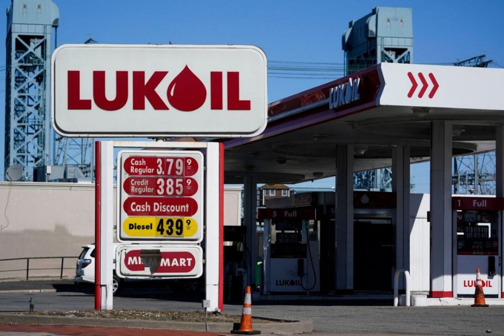 RUSSIAN - OIL - COMPANY - LUKOIL - BEGINS - GLOBAL - ASSET - SELL - OFF - AMID - TRUMP - SANCTIONS