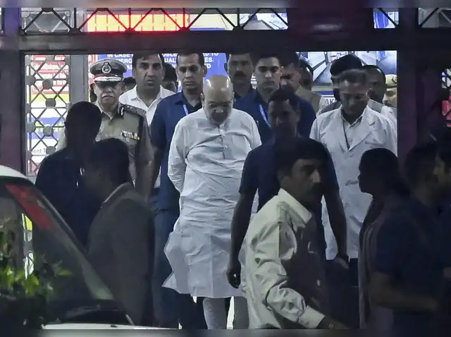 DELHI-BLAST-FURY:-SHAH'S-IRON-FIST-PROBE?