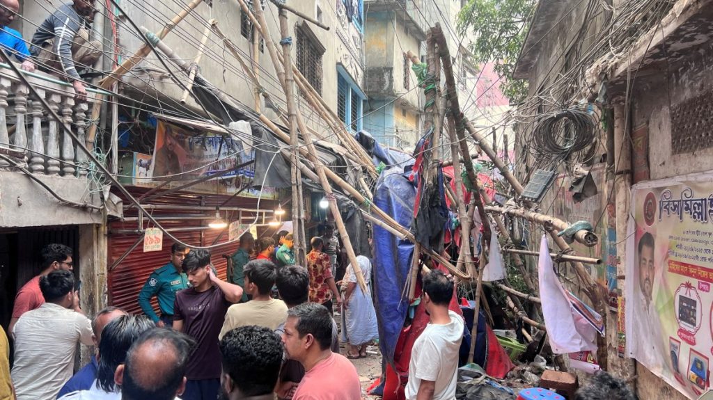 Dhaka's Wake-Up Shake 5.7 Quake Claims 10 Lives
