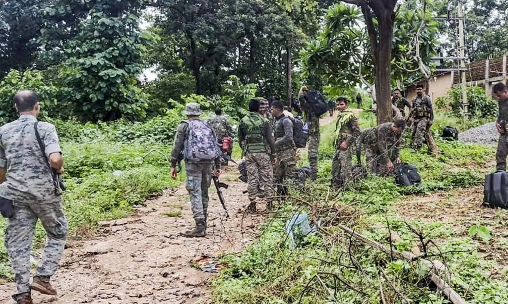 MAREDUMILLI-SHADOWS:-ANOTHER-MAOIST-ENCOUNTER