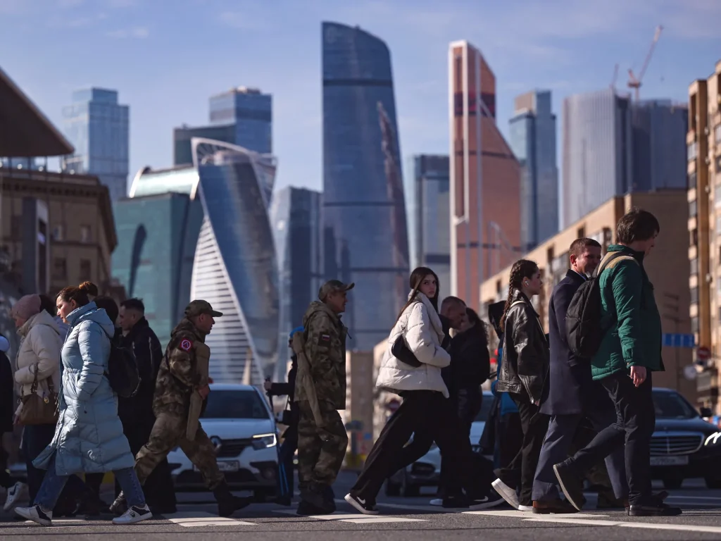 RUSSIA'S-JOB-MAGNET:-70K-OPENINGS-FOR-INDIAN-TALENT?