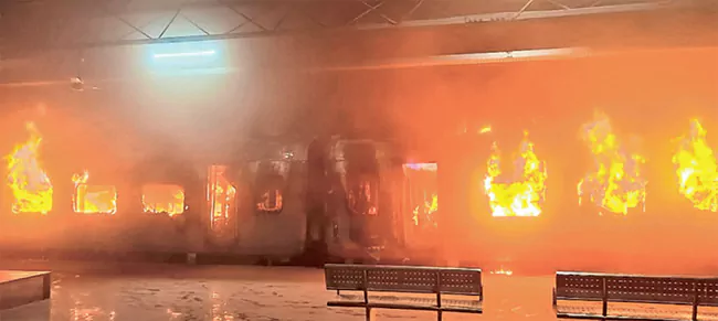 Fire Breaks Out on Tata–Ernakulam Express at Midnight