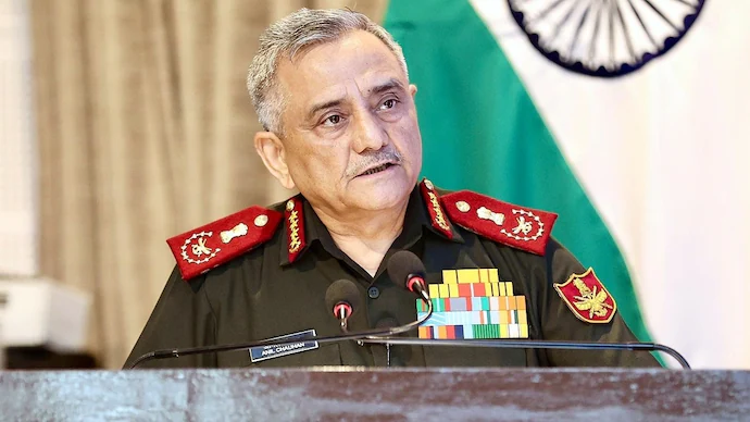 RHETORIC-ALONE-WON'T-WIN-WARS:-CDS-JABS-AT-PAKISTAN